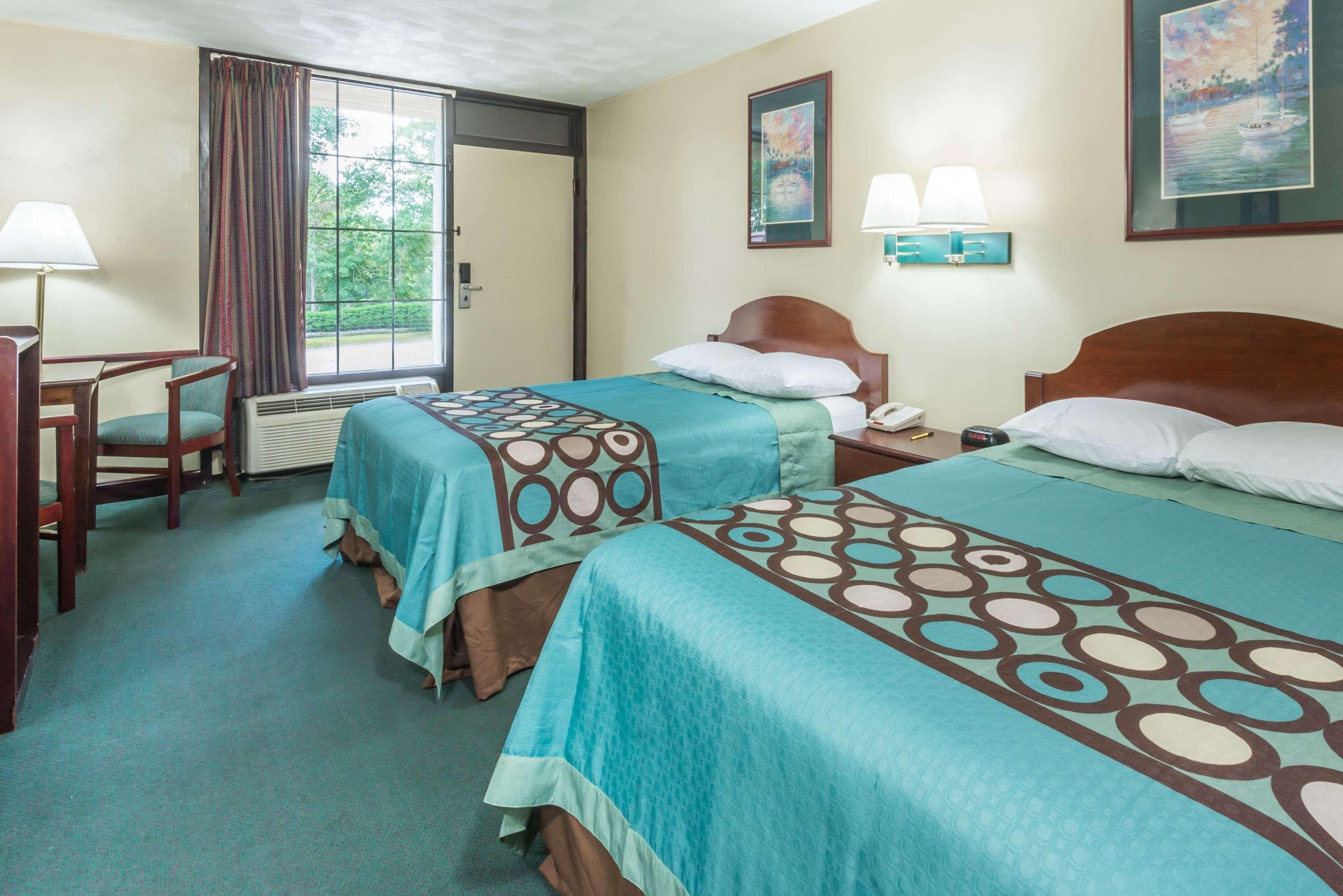 Super 8 By Wyndham West Greenwich/Providence Екстер'єр фото