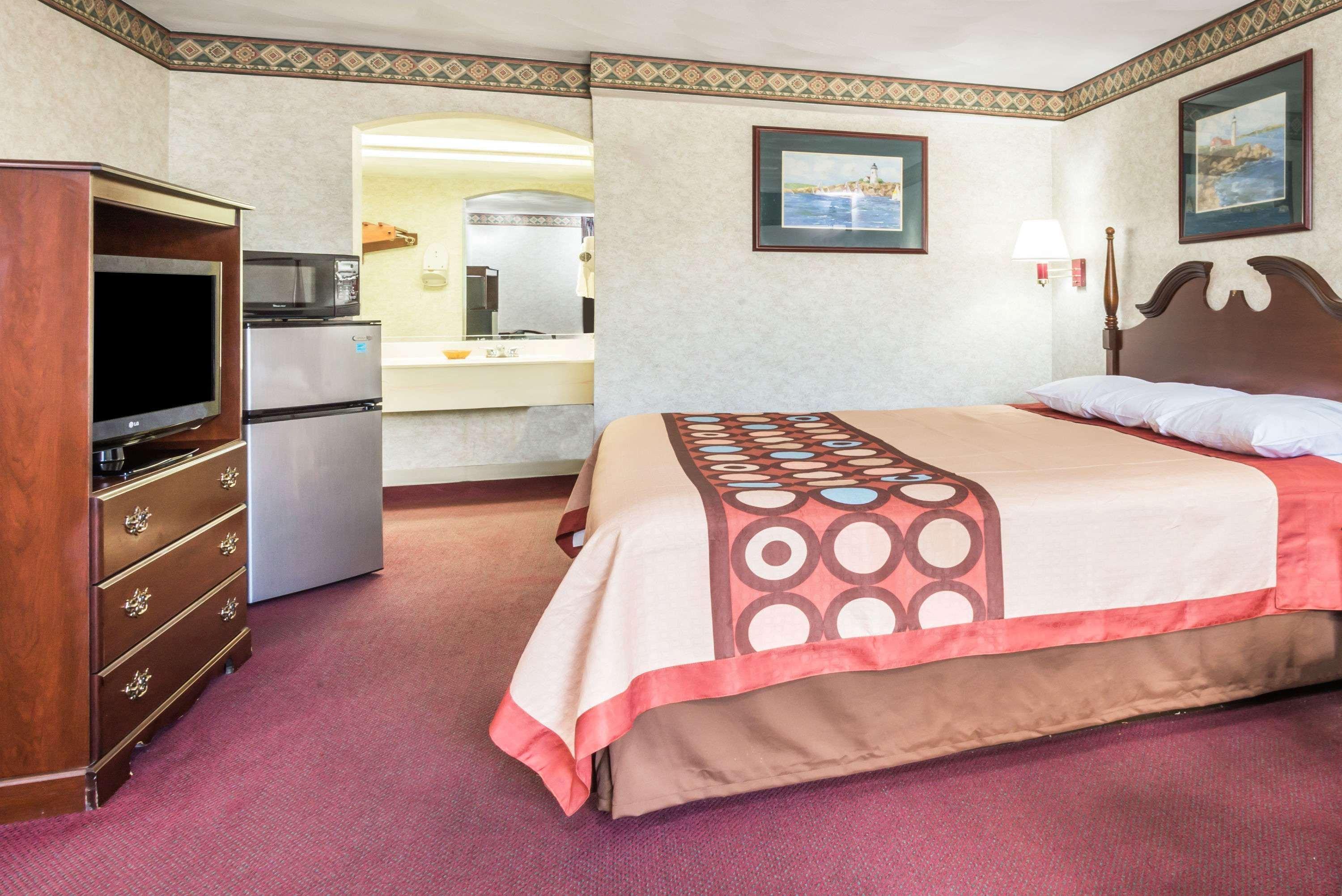 Super 8 By Wyndham West Greenwich/Providence Екстер'єр фото